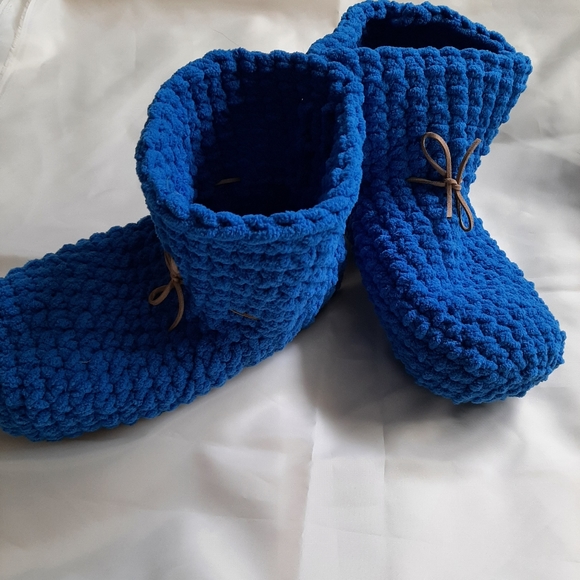 Royal blue crochet slippers boots - Picture 2 of 2